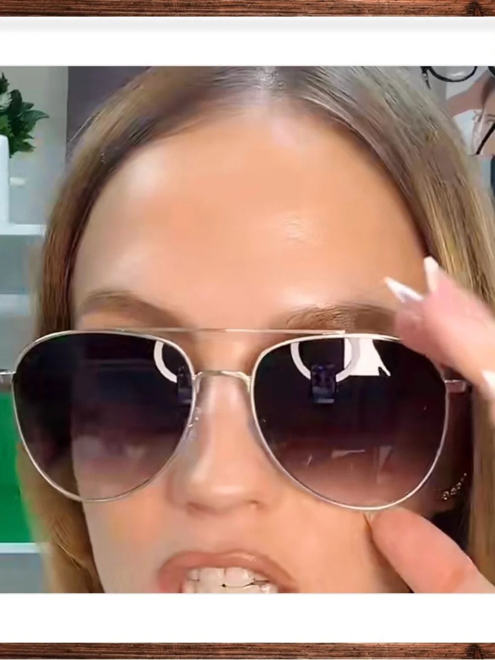(UNISEX) SUNGLASSES BY GAP